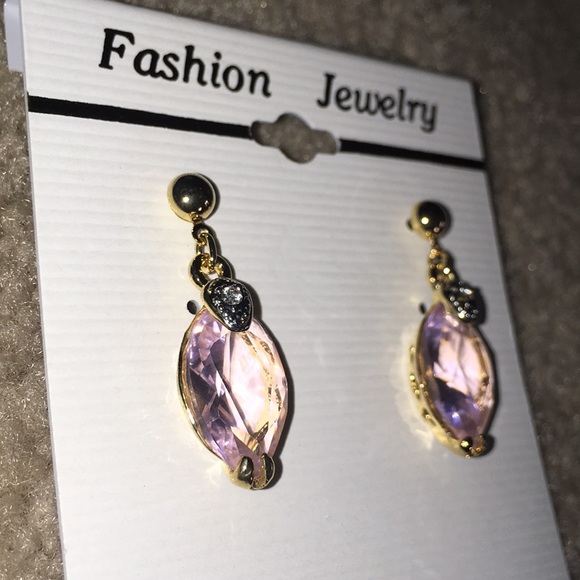 Vintage pink stone earrings - Picture 2 of 6